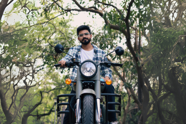 Teciomar Abila comenta o impacto do lançamento da Royal Enfield Shotgun 650 no Brasil.