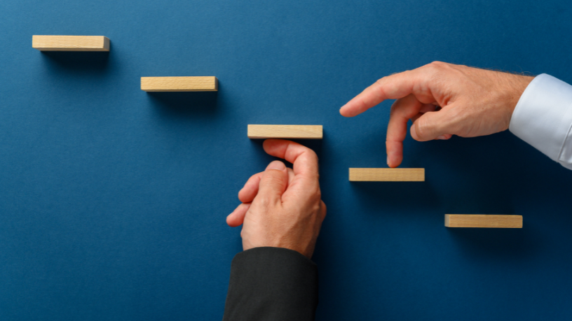 Na era da inteligência artificial, Alfredo Moreira Filho mostra como líderes que preservam princípios humanos conquistam equipes mais engajadas e negócios mais resilientes.