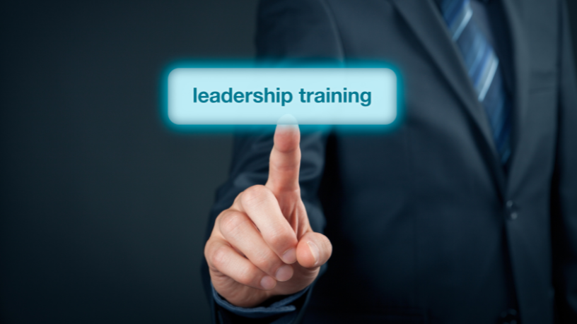 Liderança digital com raízes humanas: Alfredo Moreira Filho defende que a tecnologia só gera resultados quando guiada por valores atemporais.