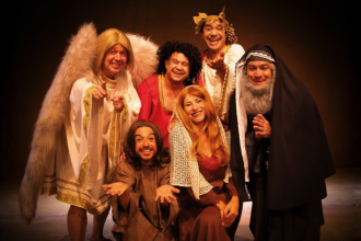 Non Stop apresenta o riso em sua melhor forma com os 30 anos da Cia. de Comédia Melhores do Mundo.