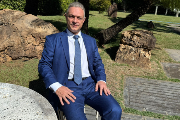 Leonardo Manzan examina os efeitos do IBS/CBS em aquisições de ativos energéticos realizadas por grandes grupos de investimento.