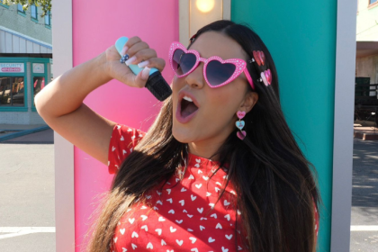 Jaque Sobrinho lança o clipe “É Jaque Todo Dia” e inicia uma nova fase do projeto familiar — Non Stop.