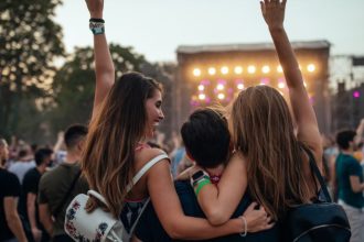 Jonas Brothers em São Paulo: venda de ingressos para show único movimenta fãs e aquece o mercado de eventos